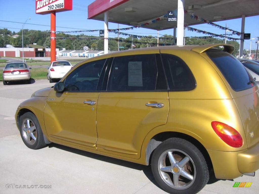 2002 PT Cruiser Dream Cruiser Series 1 - Inca Gold Pearlcoat / Taupe photo #3