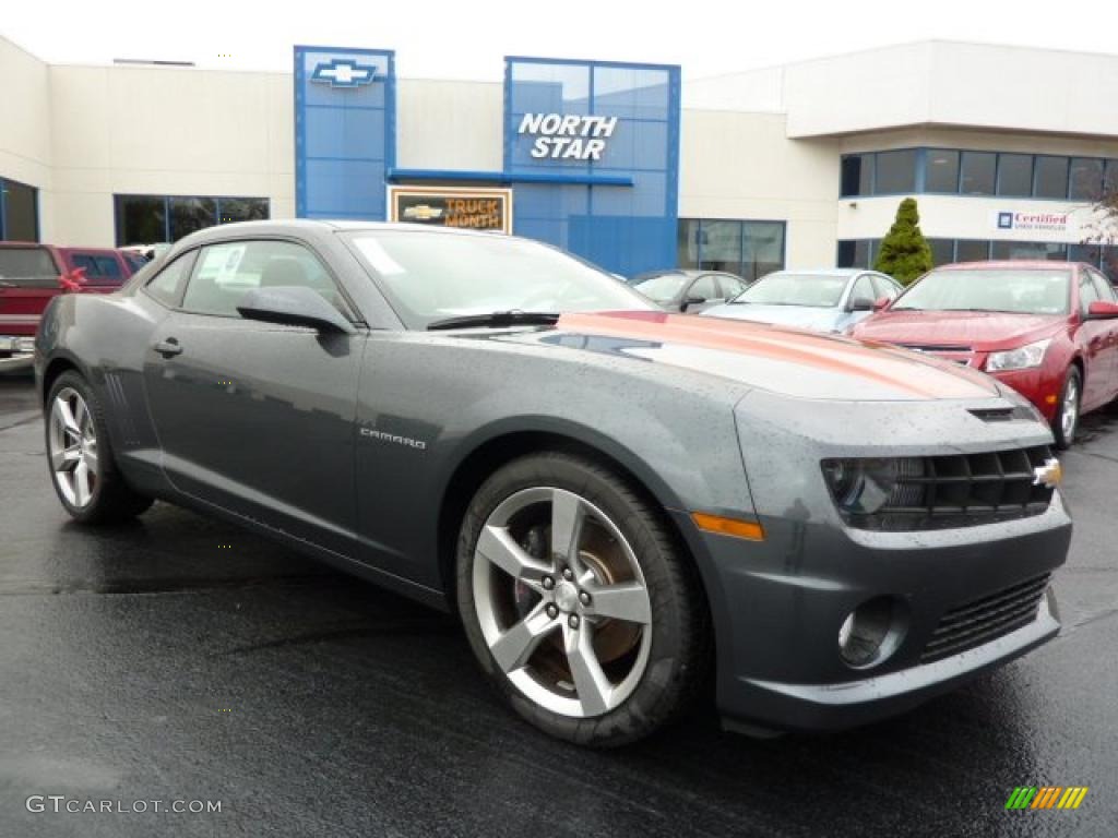 Cyber Gray Metallic Chevrolet Camaro