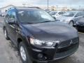 2010 Labrador Black Pearl Mitsubishi Outlander ES 4WD  photo #12