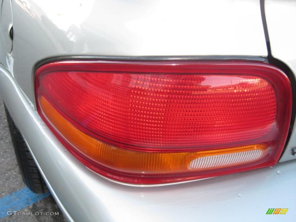 1997 Stratus  - Light Silver Fern Pearl / Gray photo #15