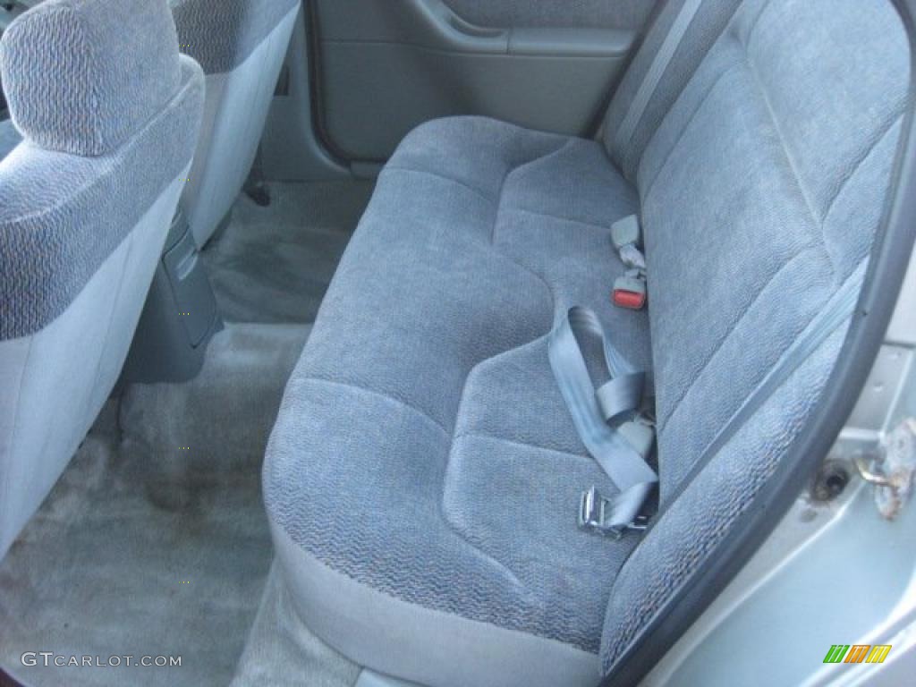 1997 Stratus  - Light Silver Fern Pearl / Gray photo #17
