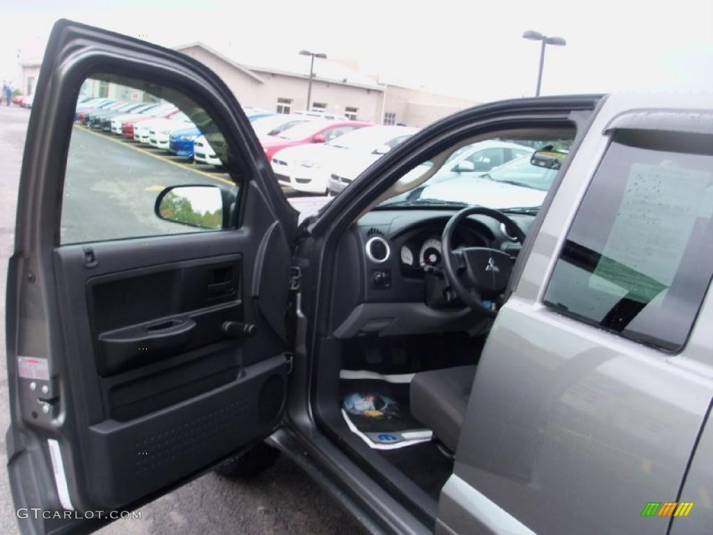 2009 Raider LS Extended Cab - Granite Gray Metallic / Slate photo #15