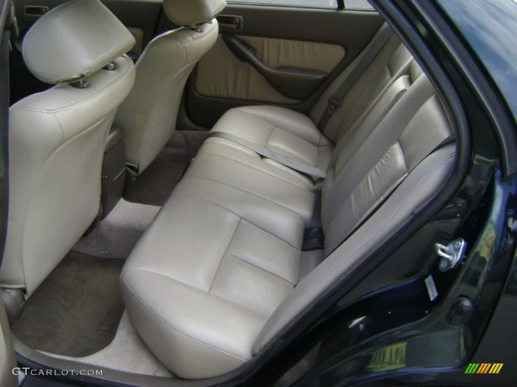 1994 Camry LE Sedan - Dark Emerald Pearl / Beige photo #11