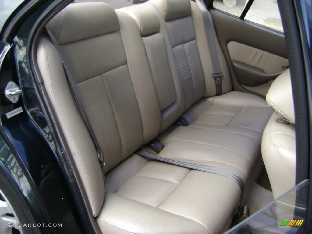 1994 Camry LE Sedan - Dark Emerald Pearl / Beige photo #16