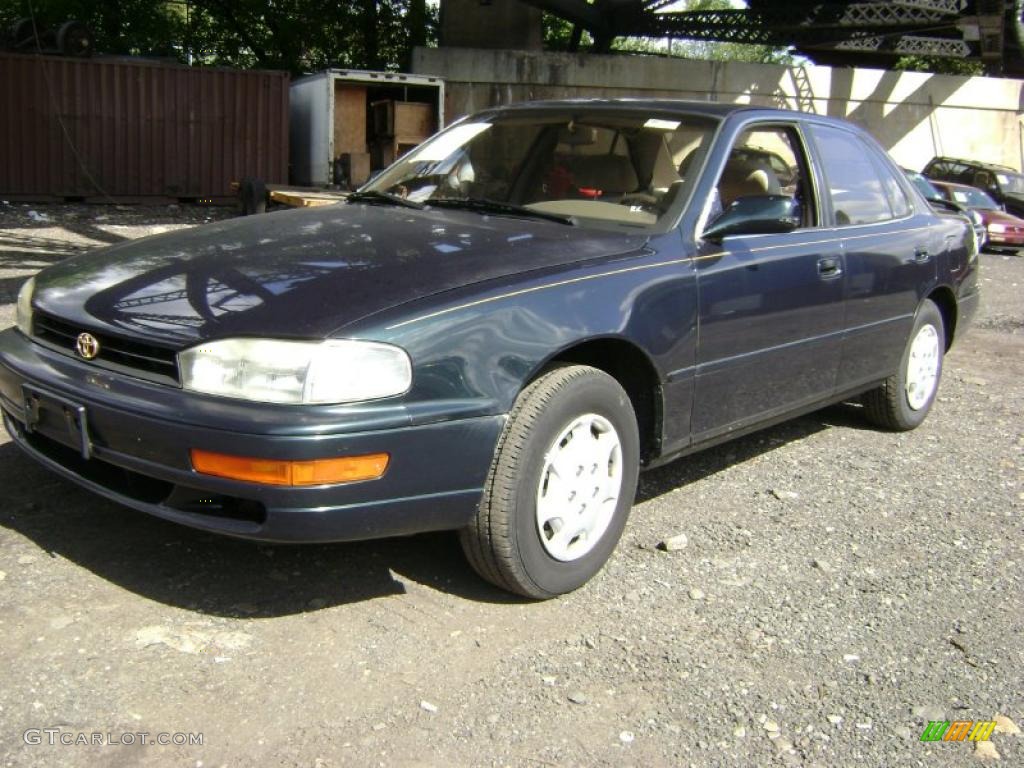 1994 Camry LE Sedan - Dark Emerald Pearl / Beige photo #23