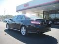 Black - Camry SE Photo No. 3