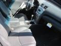 Black - Camry SE Photo No. 16