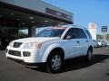 2007 Polar White Saturn VUE   photo #1