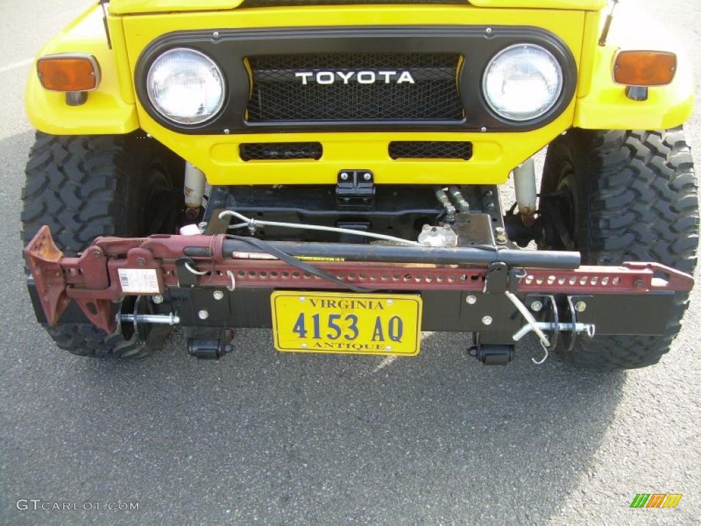 1974 Land Cruiser FJ40 - Yellow / Black photo #9