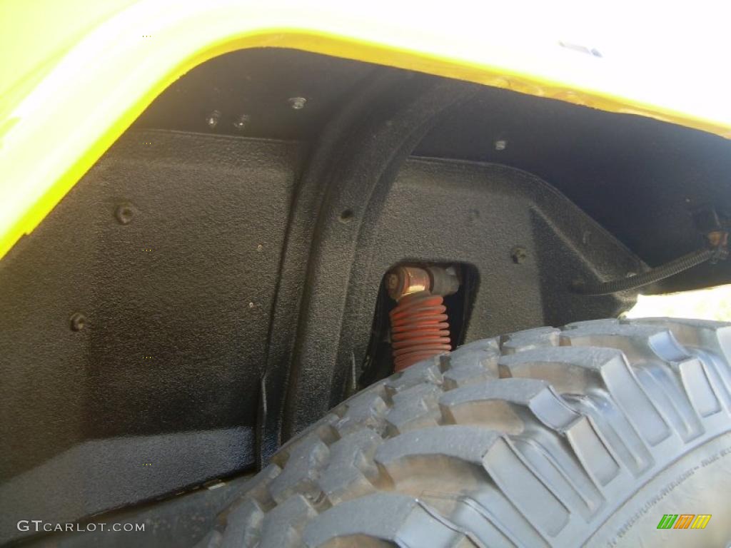 1974 Land Cruiser FJ40 - Yellow / Black photo #14