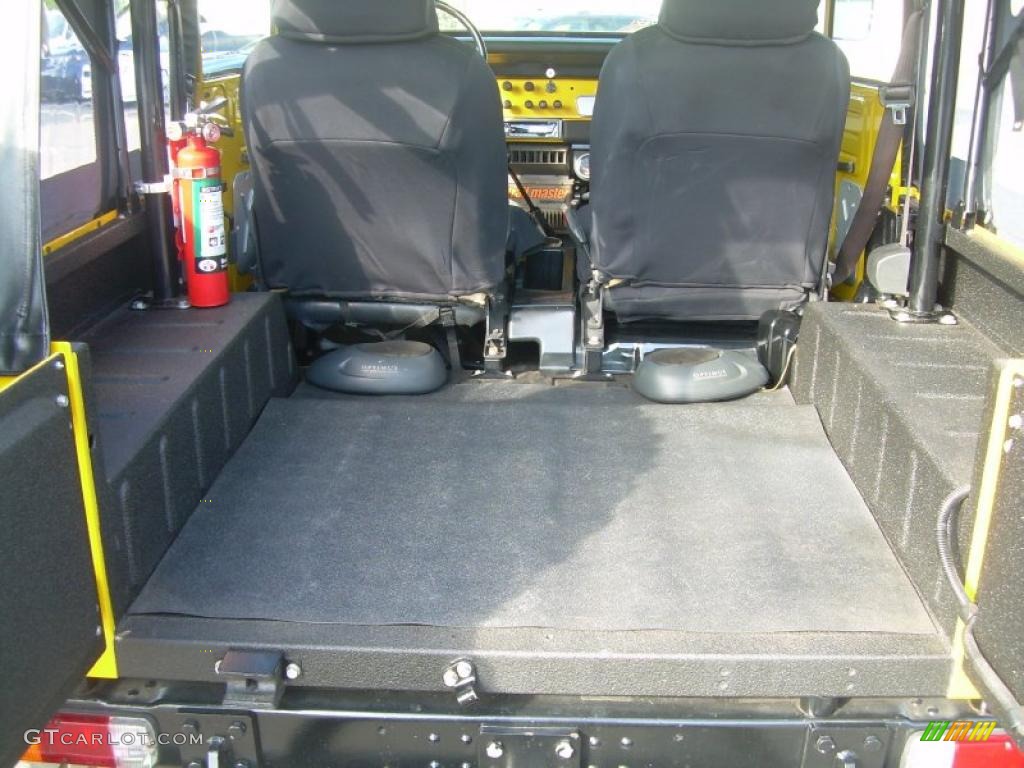 1974 Land Cruiser FJ40 - Yellow / Black photo #25
