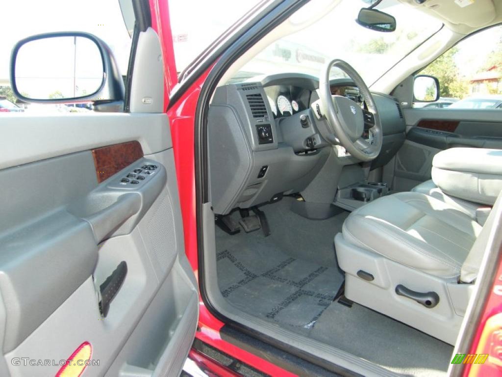 2008 Ram 1500 Laramie Quad Cab 4x4 - Flame Red / Medium Slate Gray photo #13