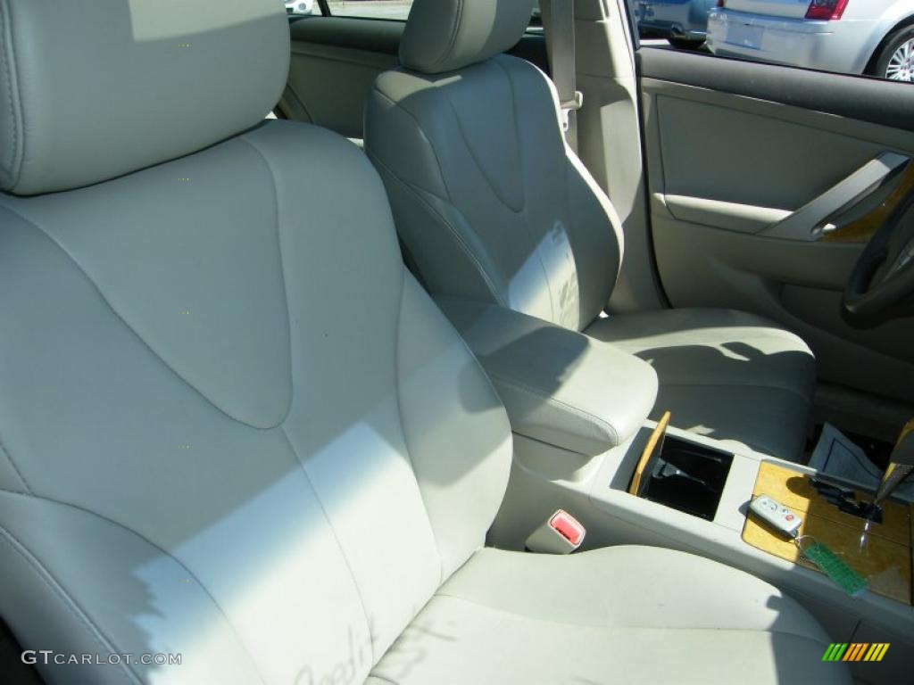 2007 Camry XLE V6 - Desert Sand Mica / Ash photo #27