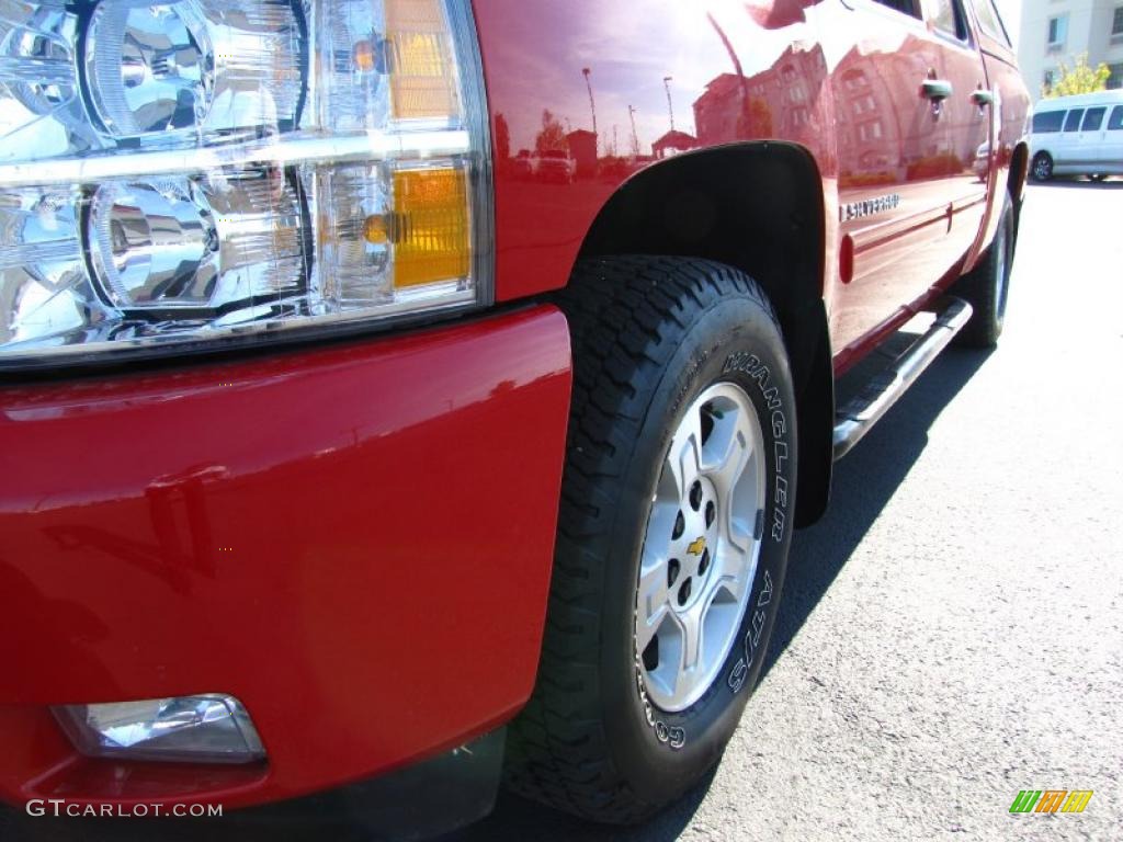 2009 Silverado 1500 LT Crew Cab 4x4 - Victory Red / Ebony photo #14