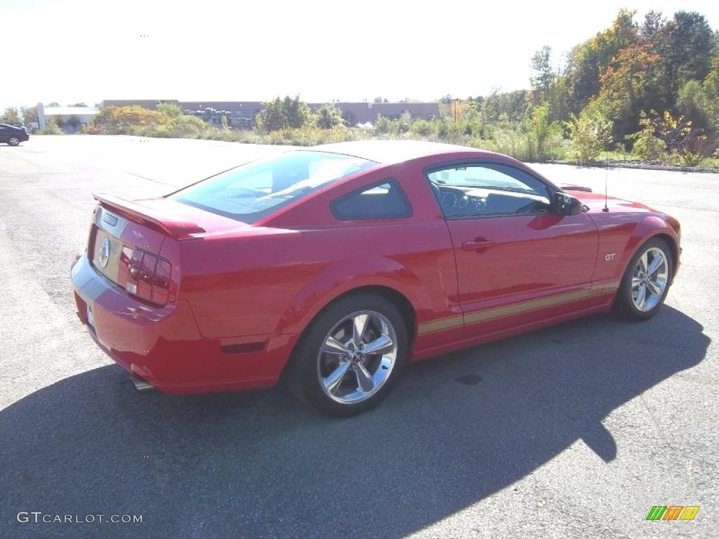 2007 Mustang GT Deluxe Coupe - Torch Red / Dark Charcoal photo #8