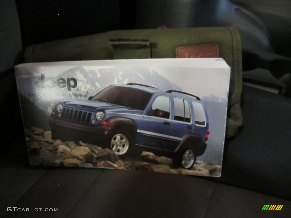 2005 Liberty CRD Sport 4x4 - Patriot Blue Pearl / Medium Slate Gray photo #20