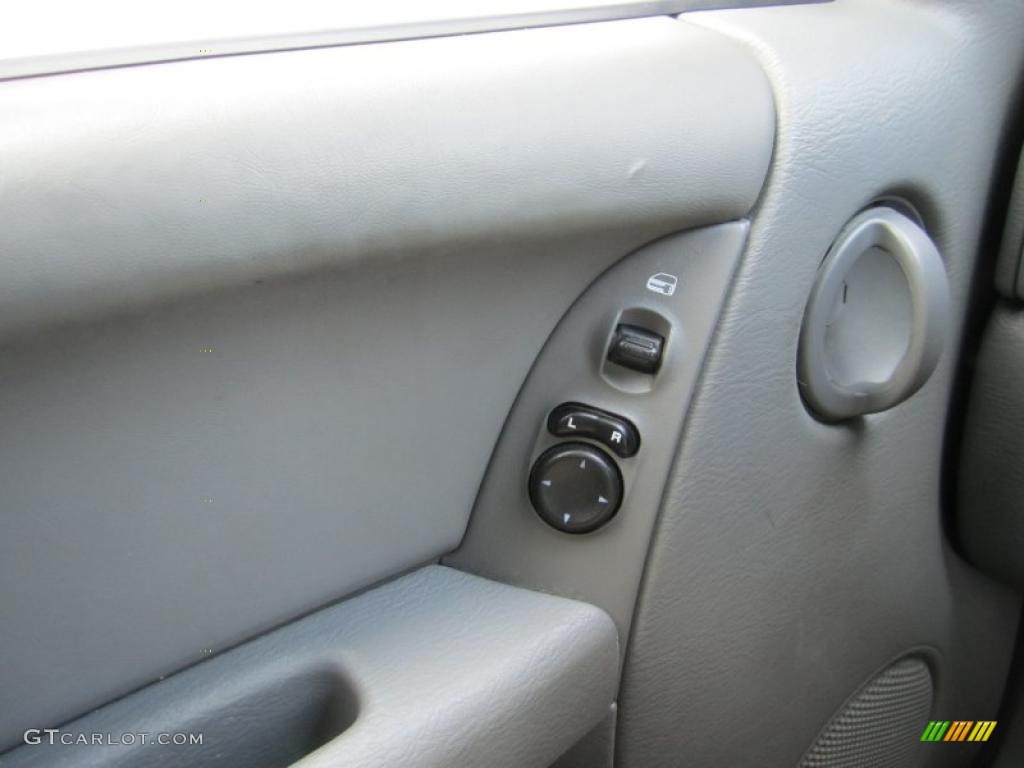 2005 Liberty CRD Sport 4x4 - Patriot Blue Pearl / Medium Slate Gray photo #21