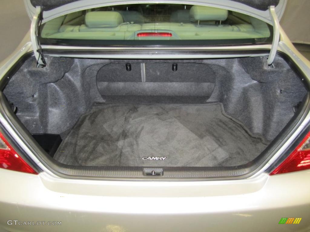 2002 Camry LE - Lunar Mist Metallic / Stone photo #12