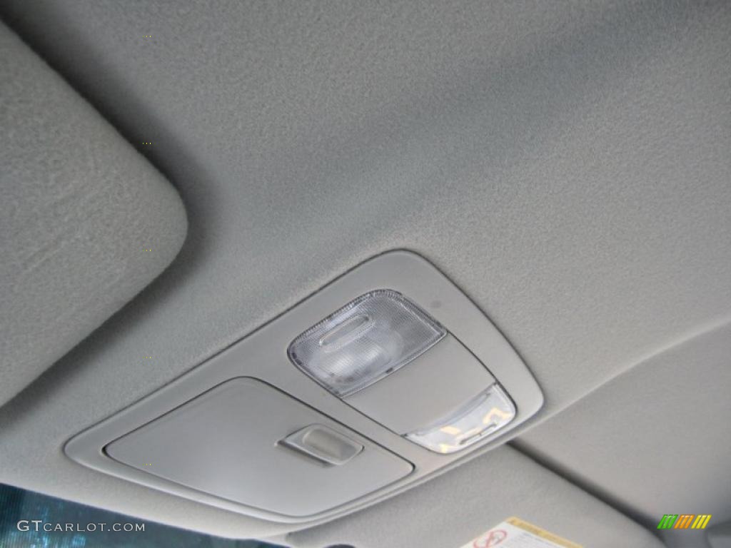 2002 Camry LE - Lunar Mist Metallic / Stone photo #25