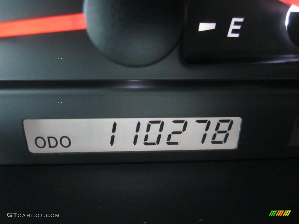 2002 Camry LE - Lunar Mist Metallic / Stone photo #26