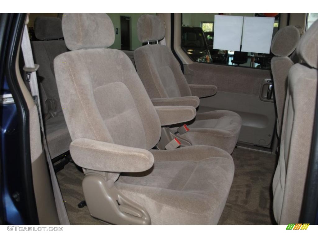 2003 Sedona EX - Blue Sapphire / Beige photo #20