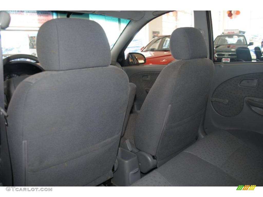 2004 Rio Sedan - Diamond Silver / Gray photo #16