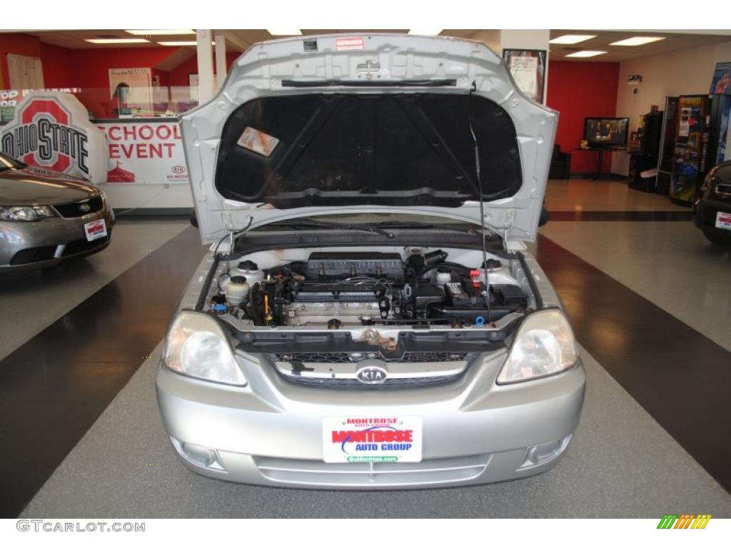 2004 Rio Sedan - Diamond Silver / Gray photo #21