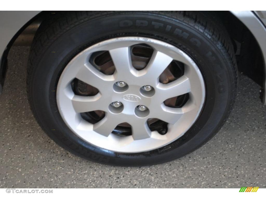 2004 Rio Sedan - Diamond Silver / Gray photo #29