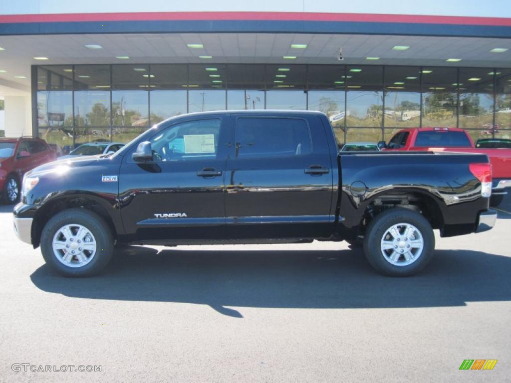 2011 Tundra CrewMax 4x4 - Black / Graphite Gray photo #2