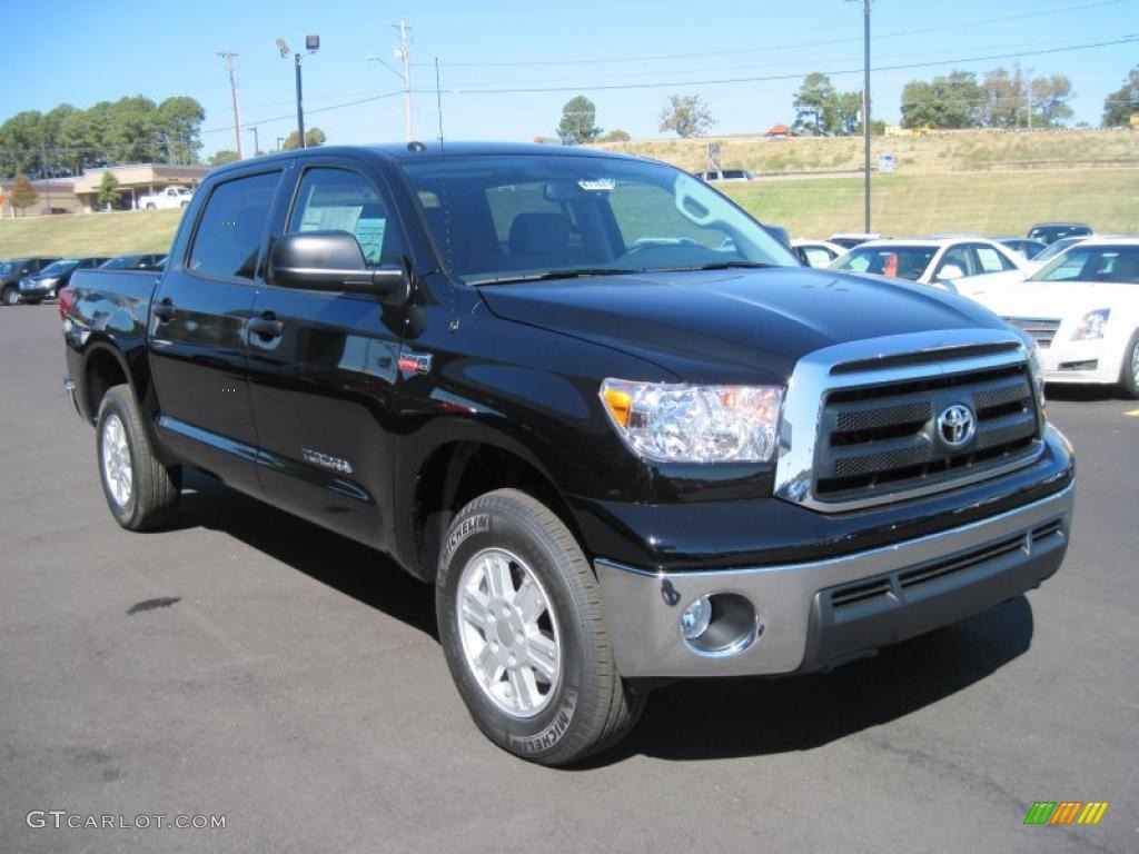2011 Tundra CrewMax 4x4 - Black / Graphite Gray photo #7