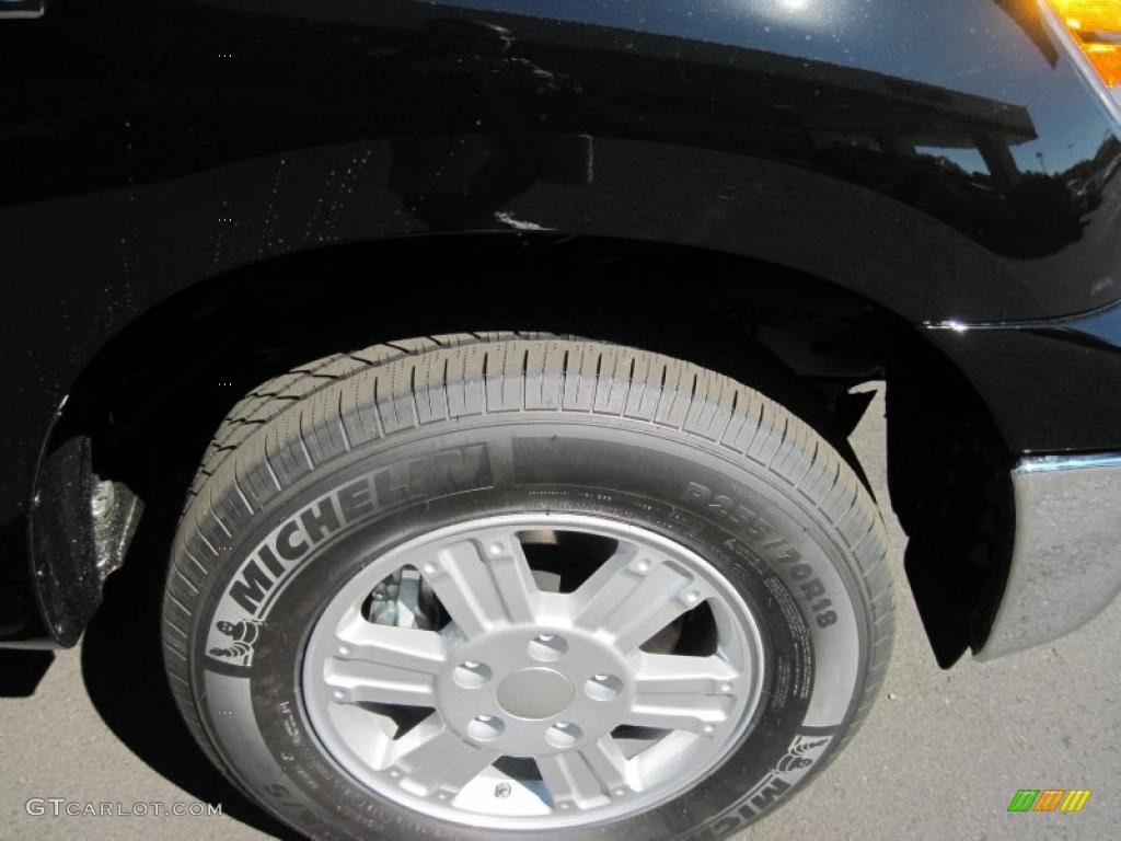 2011 Tundra CrewMax 4x4 - Black / Graphite Gray photo #12