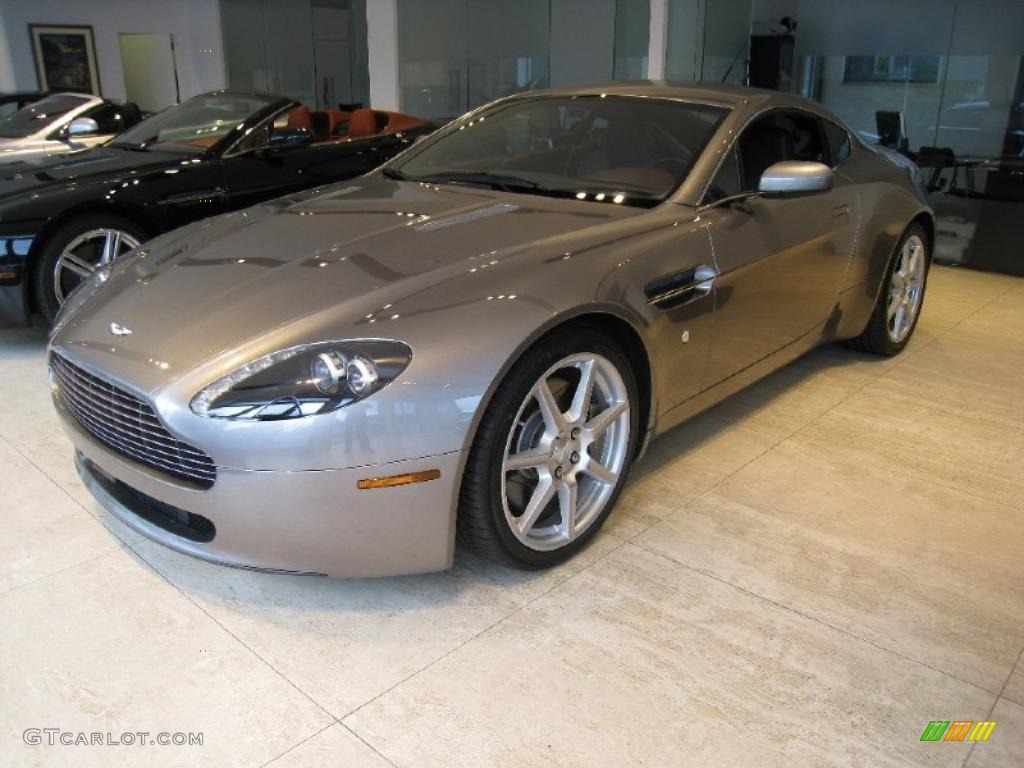 2006 V8 Vantage Coupe - Tungsten Silver / Iron Ore Red photo #3