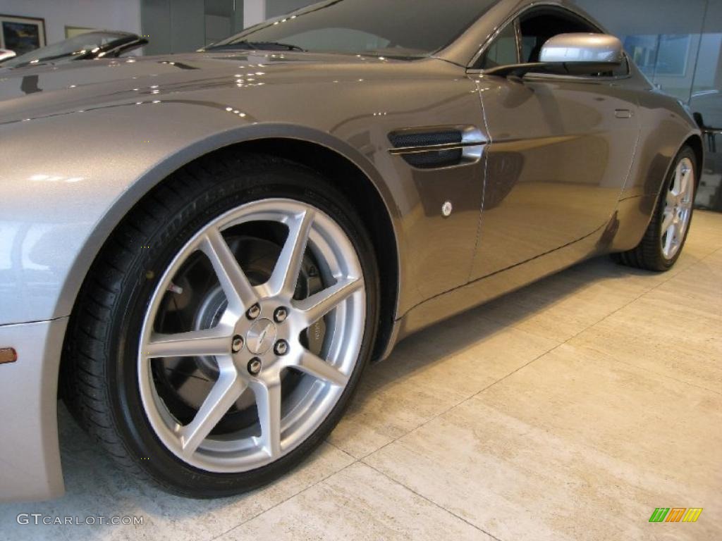2006 V8 Vantage Coupe - Tungsten Silver / Iron Ore Red photo #8