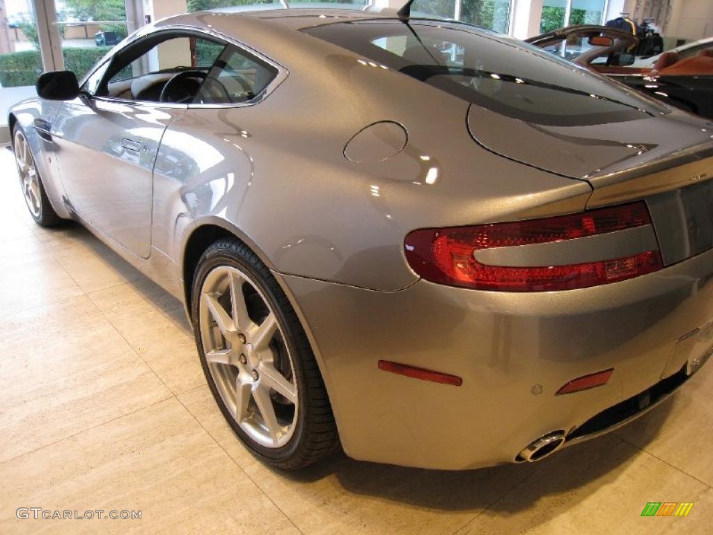 2006 V8 Vantage Coupe - Tungsten Silver / Iron Ore Red photo #10