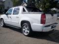 Summit White - Avalanche LTZ 4WD Photo No. 7