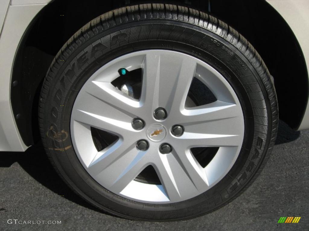2011 Chevrolet Impala LS Wheel Photo #37736099