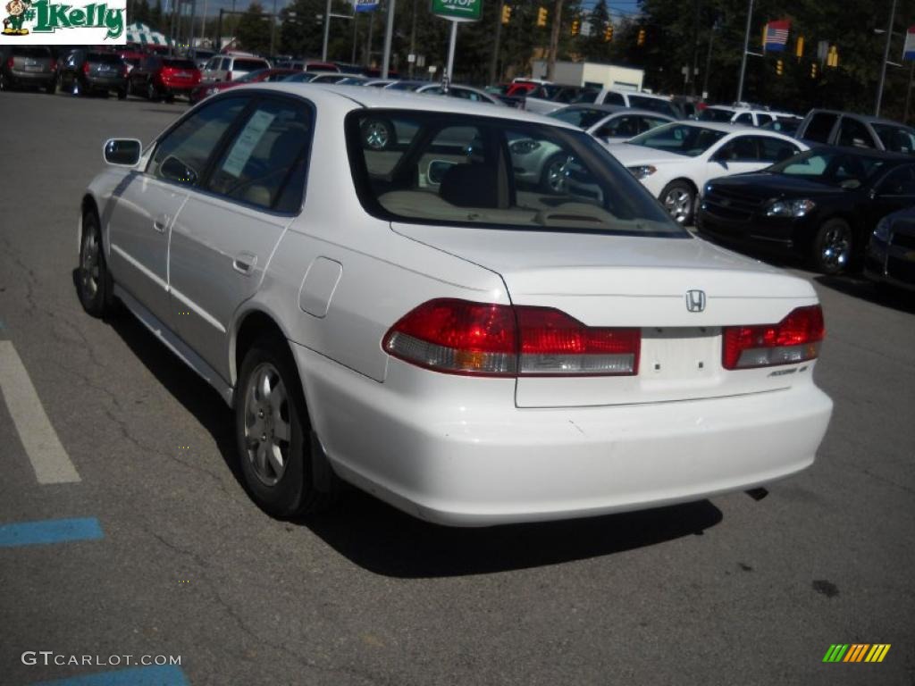 2001 Accord EX Sedan - Taffeta White / Ivory photo #5