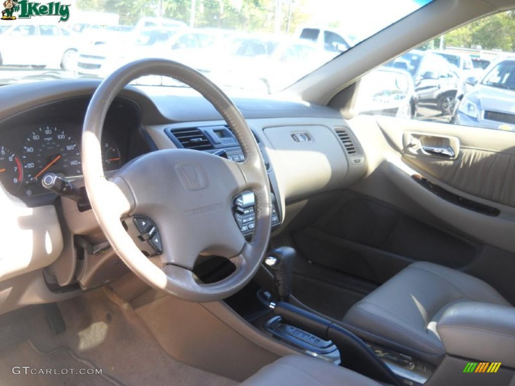 2001 Accord EX Sedan - Taffeta White / Ivory photo #8