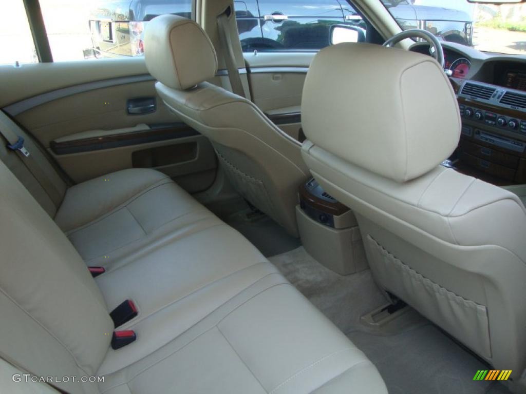 2006 7 Series 750i Sedan - Alpine White / Dark Beige/Beige III photo #8