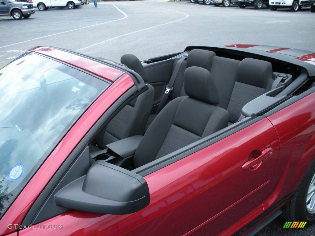 2007 Mustang V6 Deluxe Convertible - Redfire Metallic / Dark Charcoal photo #9