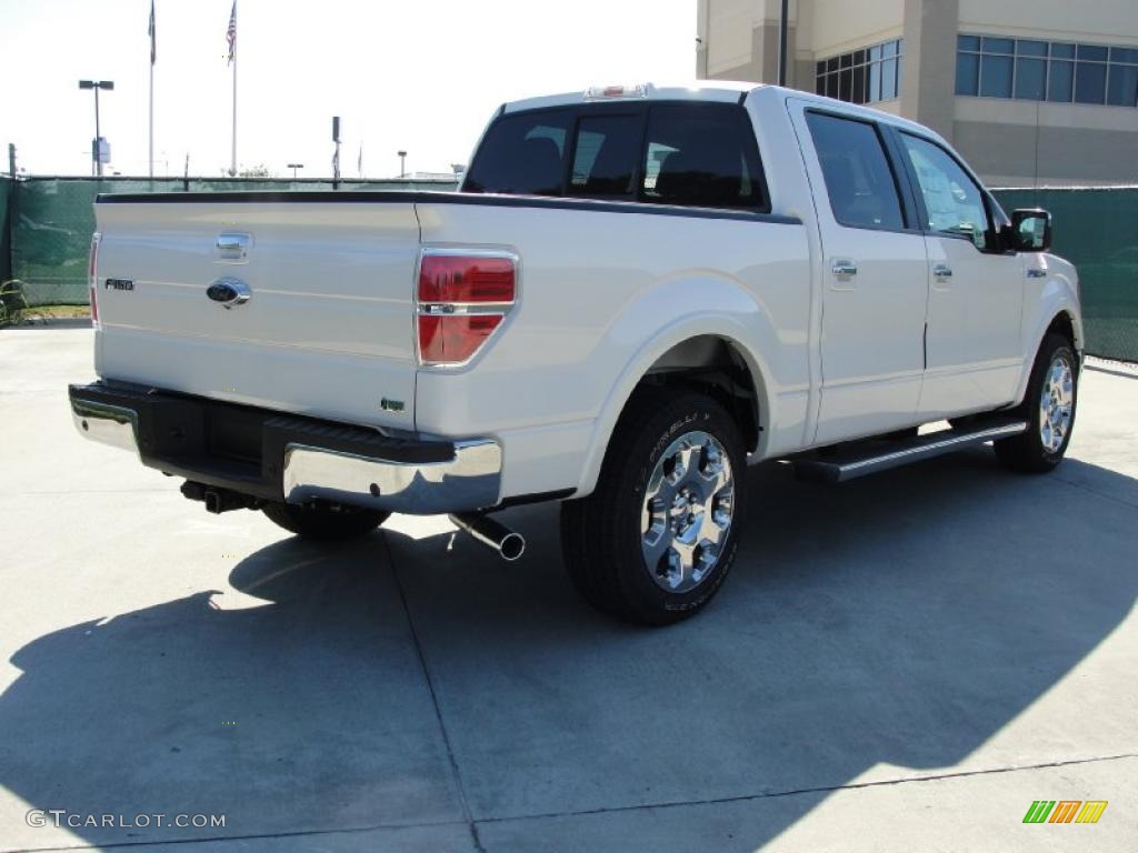 2010 F150 Lariat SuperCrew - Oxford White / Black photo #3