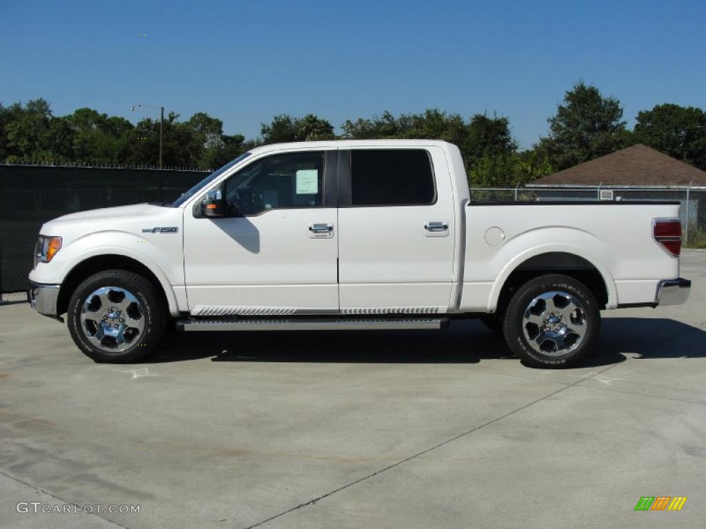 2010 F150 Lariat SuperCrew - Oxford White / Black photo #6