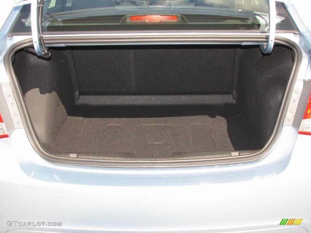 2011 Chevrolet Cruze LS Trunk Photo #37744590