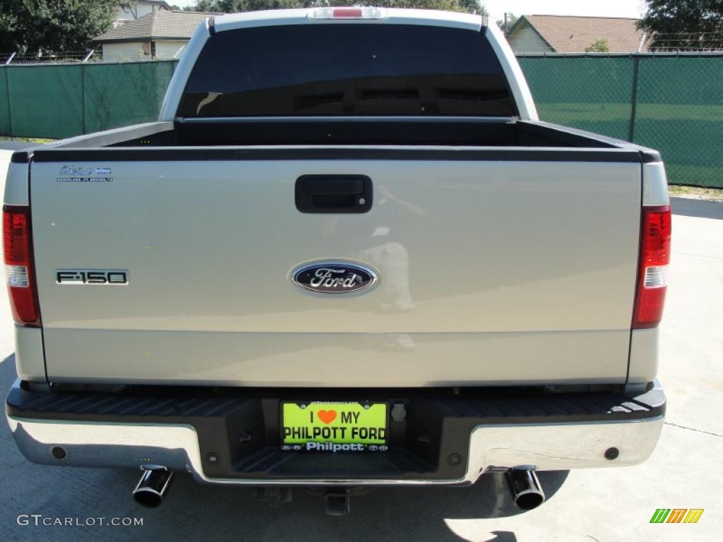 2006 F150 Lariat SuperCrew - Smokestone Metallic / Tan photo #4