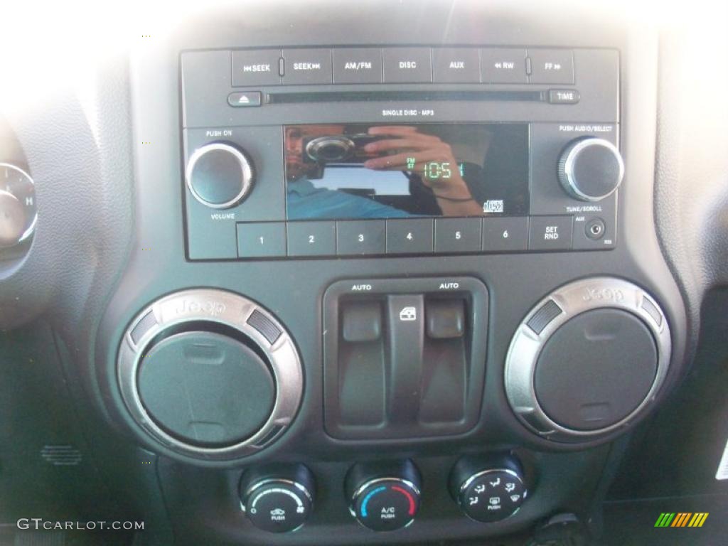 2011 Wrangler Sport S 4x4 - Mango Tango Pearl / Black photo #3