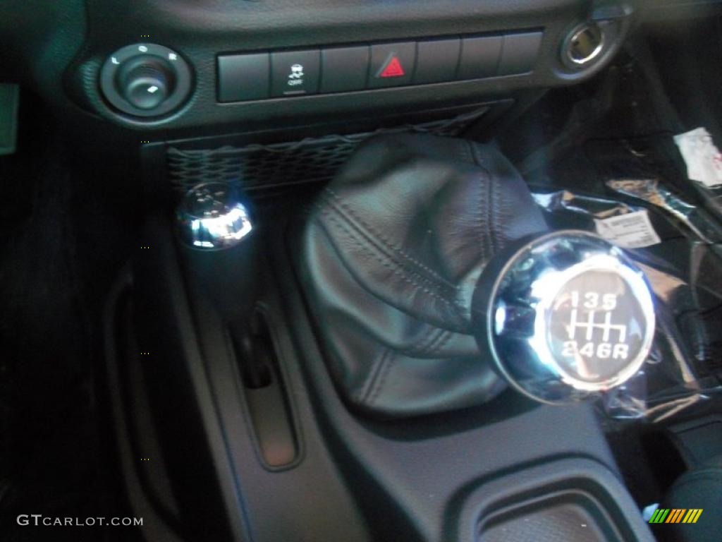 2011 Wrangler Sport S 4x4 - Mango Tango Pearl / Black photo #4