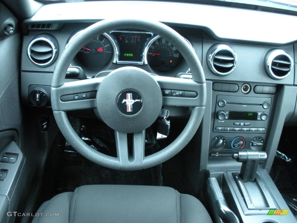 2007 Mustang V6 Deluxe Convertible - Redfire Metallic / Dark Charcoal photo #24