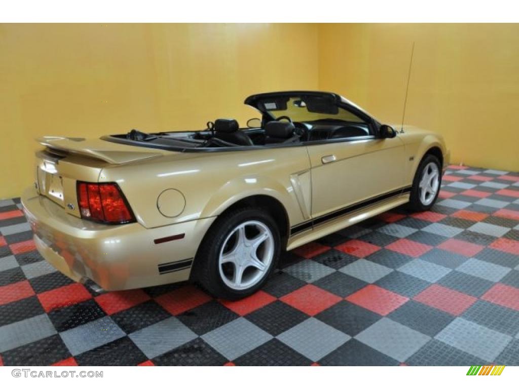 2000 Mustang GT Convertible - Sunburst Gold Metallic / Dark Charcoal photo #8
