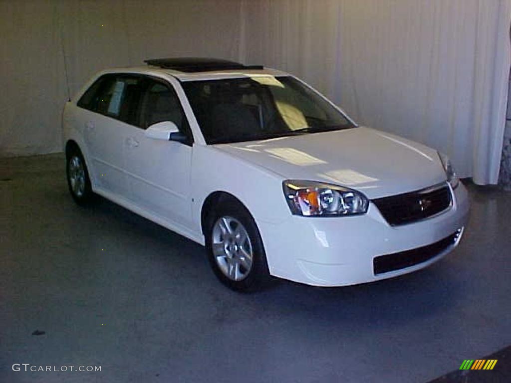 2007 Malibu Maxx LT Wagon - White / Cashmere Beige photo #1