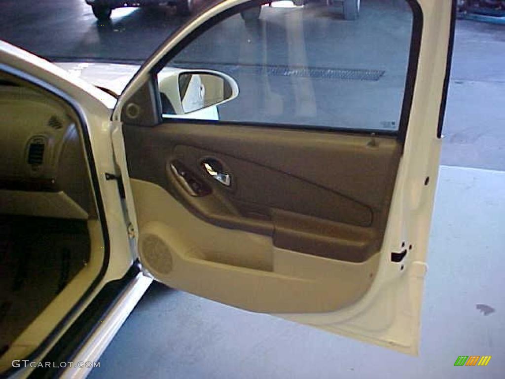 2007 Malibu Maxx LT Wagon - White / Cashmere Beige photo #8